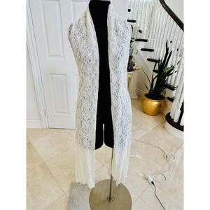 MinkPink Sleeveless Ivory Lace Longline Langenlook Duster Sz. M -‎ Pool Coverup